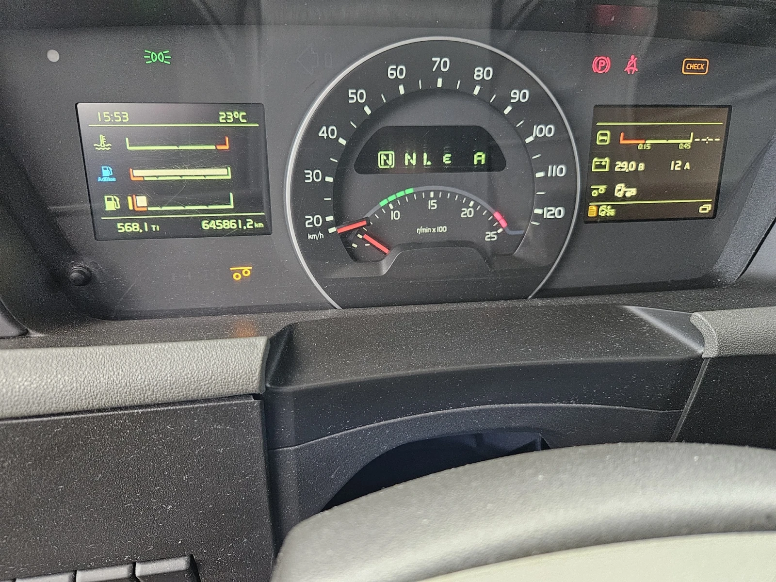 Volvo Fh 6x2, снимка 9 - Камиони - 55844143