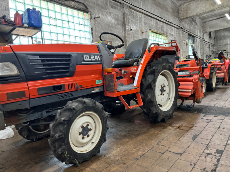 Трактор Kubota GL241, снимка 1 - Селскостопанска техника - 46278646