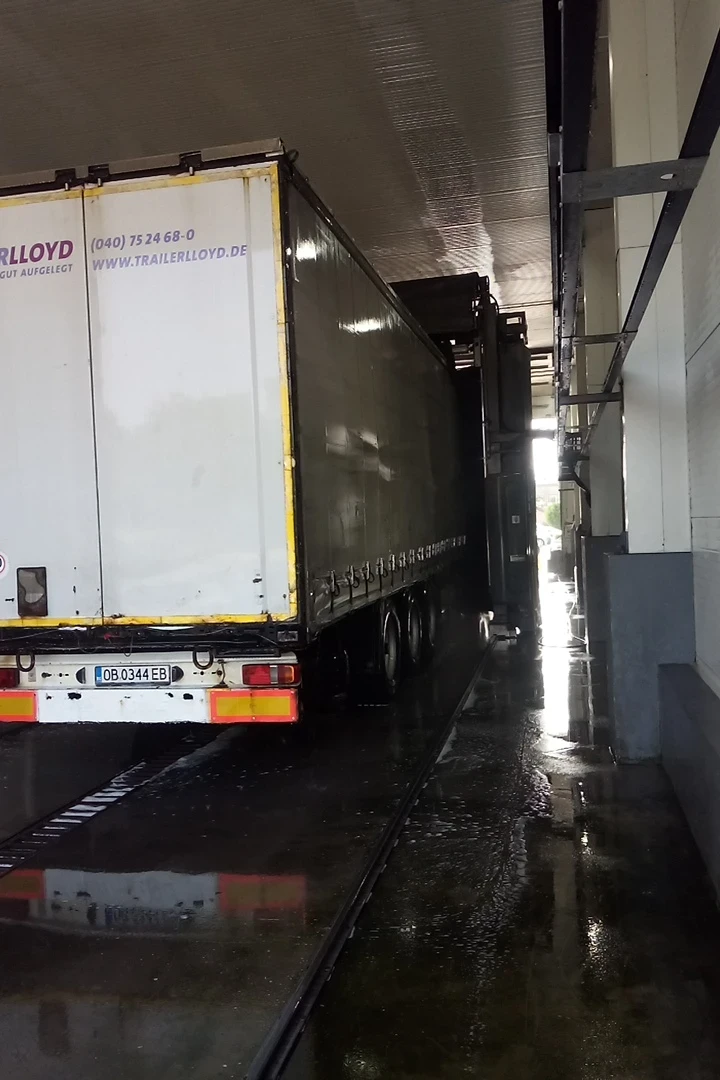 Полуремарке Krone SDP27, снимка 2 - Ремаркета - 53444403