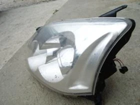 ляв фар за тойота авенсис, снимка 3