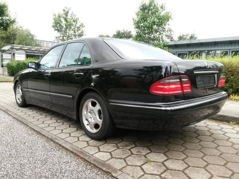 Трансмисия за Mercedes-Benz E 320, снимка 2 - Части - 49502778