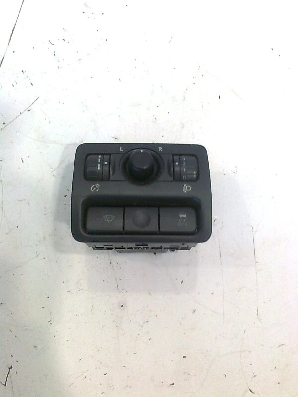 копче регулиране огледала за Субару Легаси (3), снимка 1 - Части - 49080445