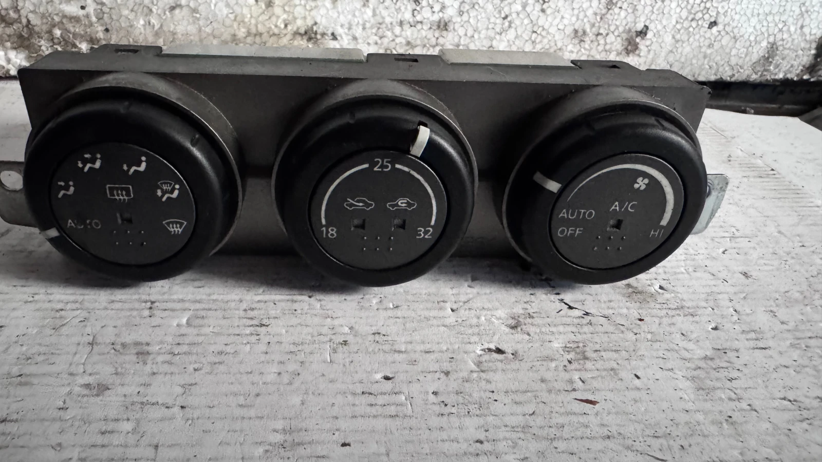   /  /  a Nissan X-trail - 27500EQ410 | Mobile.bg   1