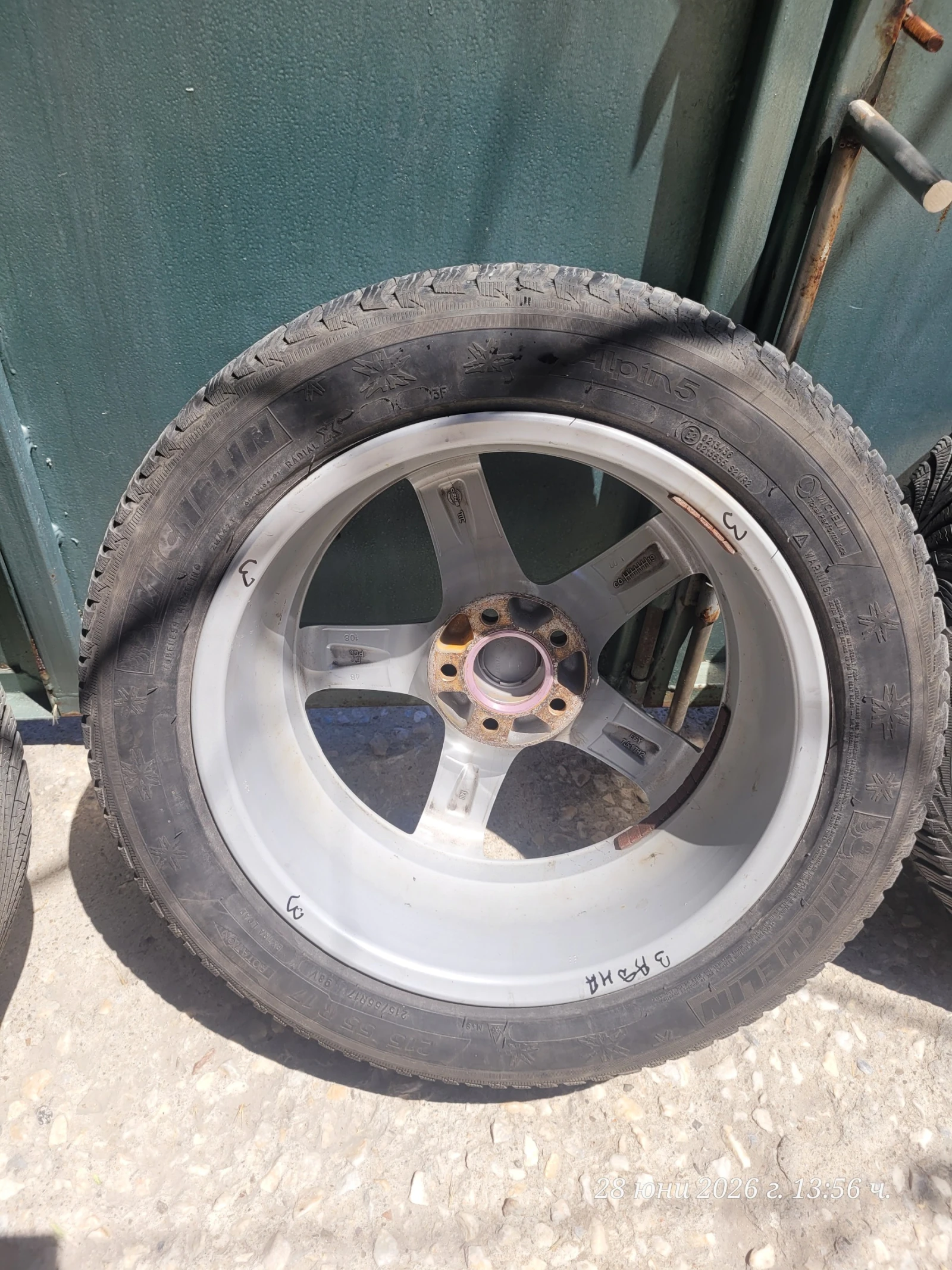 Гуми с джанти Michelin 215/55R17, снимка 11 - Гуми и джанти - 55077231