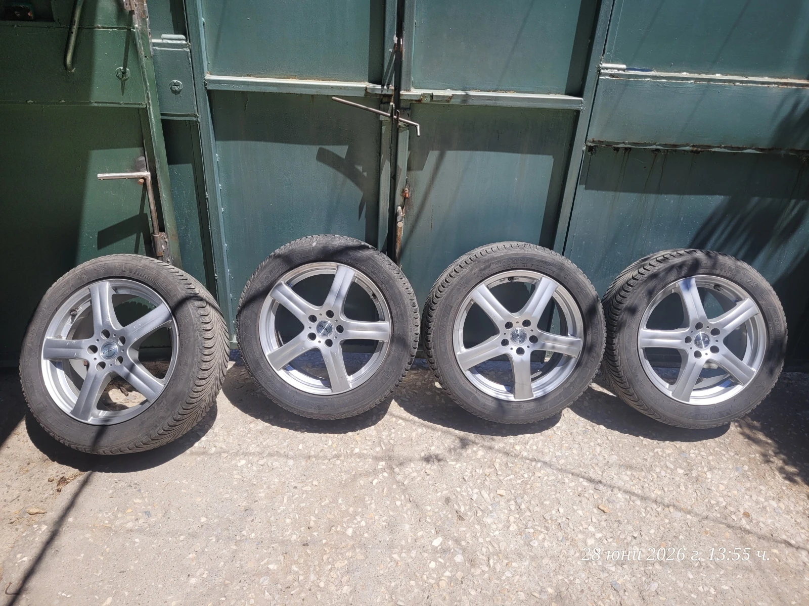 Гуми с джанти Michelin 215/55R17