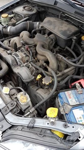 Subaru Legacy 2.0i AWD, снимка 2