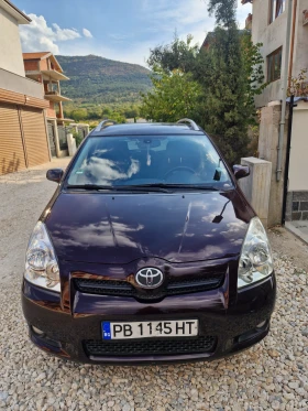 Toyota Corolla verso 2.2 D 4 D facelift, снимка 1