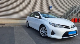 Toyota Auris, снимка 2