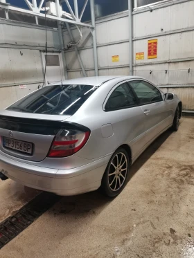 Mercedes-Benz C 220 2.2, снимка 4