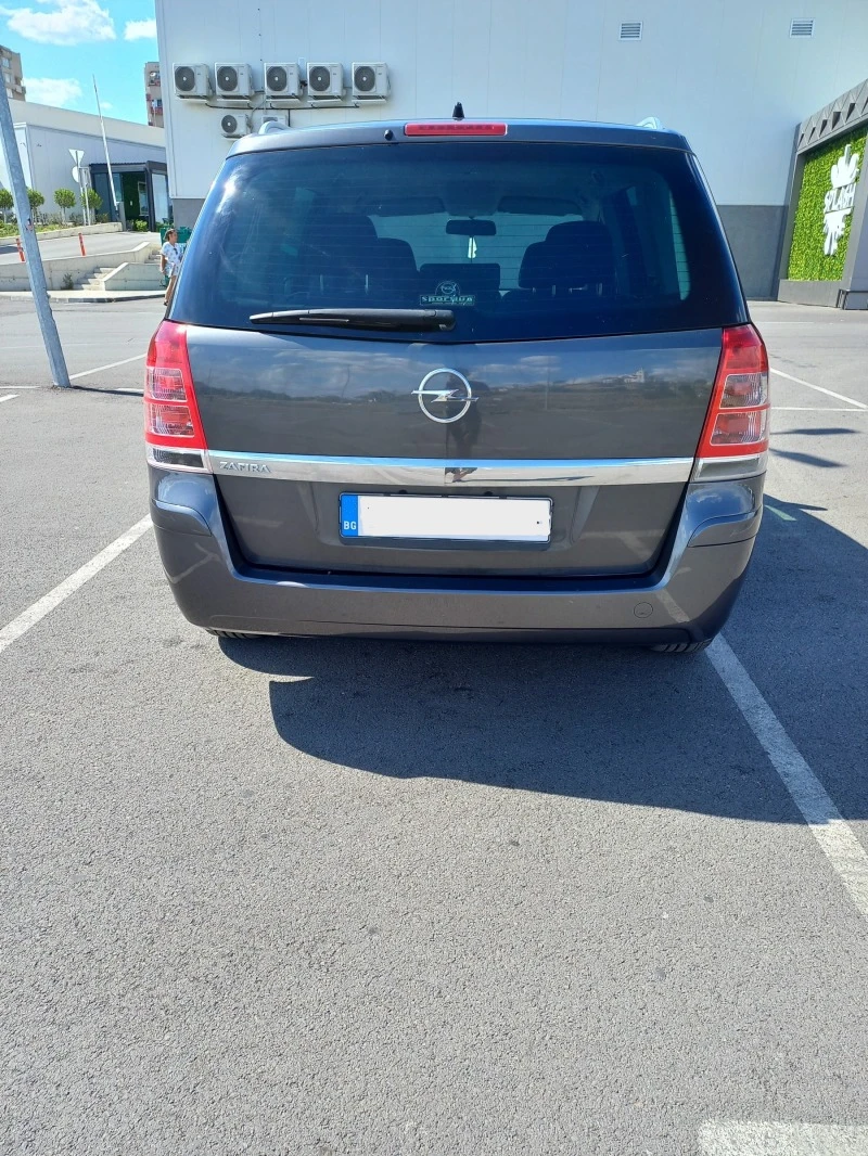 Opel Zafira 1.6, снимка 4 - Автомобили и джипове - 46505566