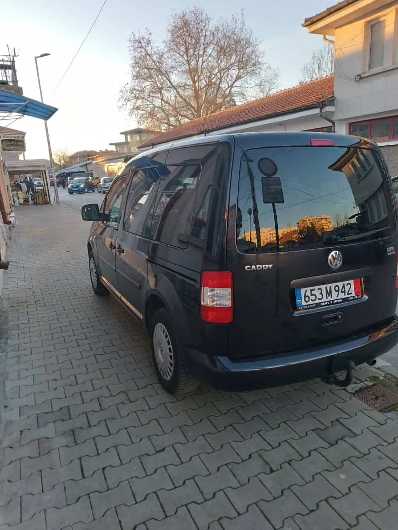 VW Caddy 2.0 фабричен МЕТАН, снимка 2 - Автомобили и джипове - 48689693