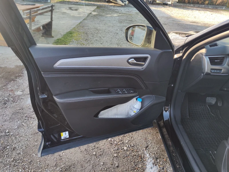 Renault Arkana 1.6 ХИБРИД , снимка 15 - Автомобили и джипове - 52820770