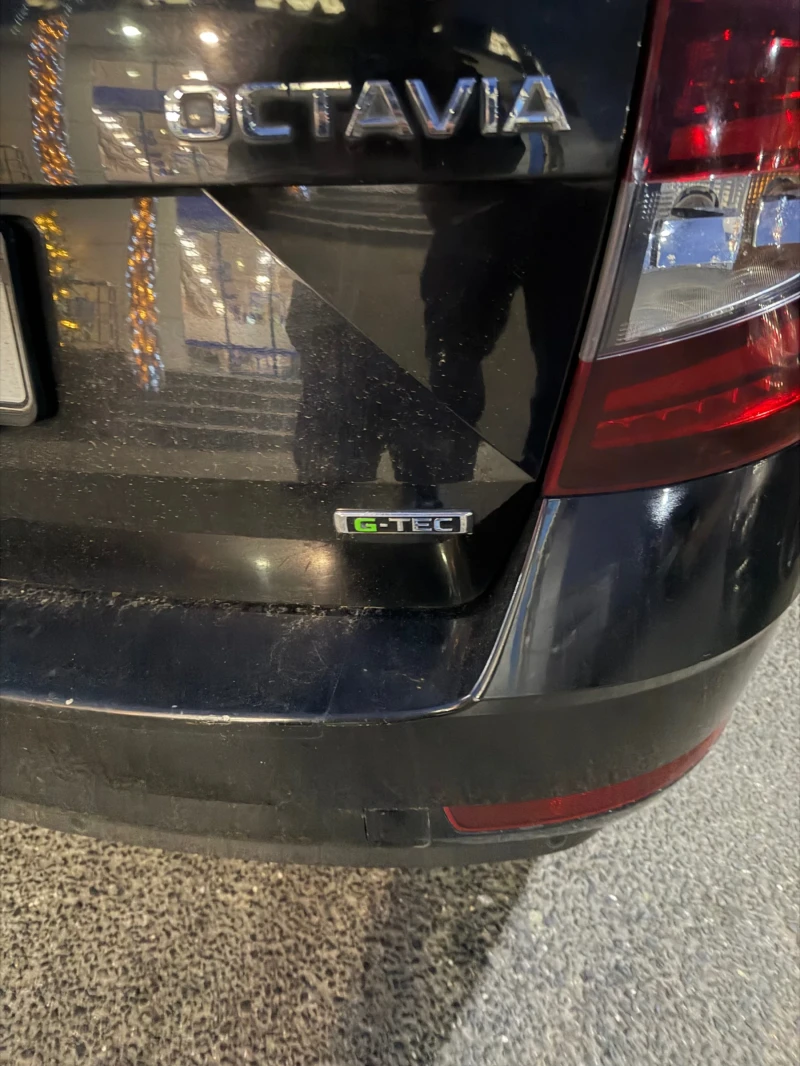 Skoda Octavia G-TEC, снимка 8 - Автомобили и джипове - 52996551