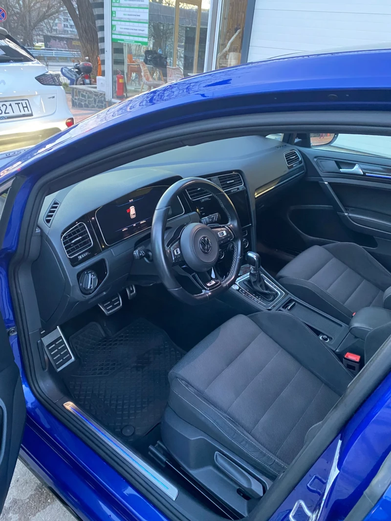 VW Golf R, снимка 5 - Автомобили и джипове - 53283397