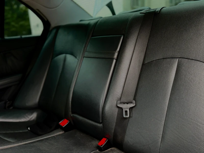 Mercedes-Benz 320, снимка 17 - Автомобили и джипове - 53286319