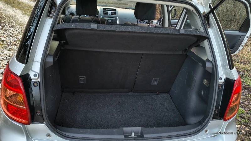 Fiat Sedici 1, 9 JTD, снимка 14 - Автомобили и джипове - 53489004