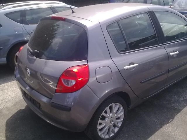 Renault Clio 1.2i Turbo /1.5 DCI, снимка 13 - Автомобили и джипове - 14327305