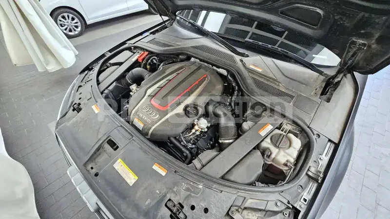 Audi S8 360| ОБДУХВАНЕ| DISTRONIC| ВКЛ.ТЕХНОТЕСТ, снимка 14 - Автомобили и джипове - 54682397