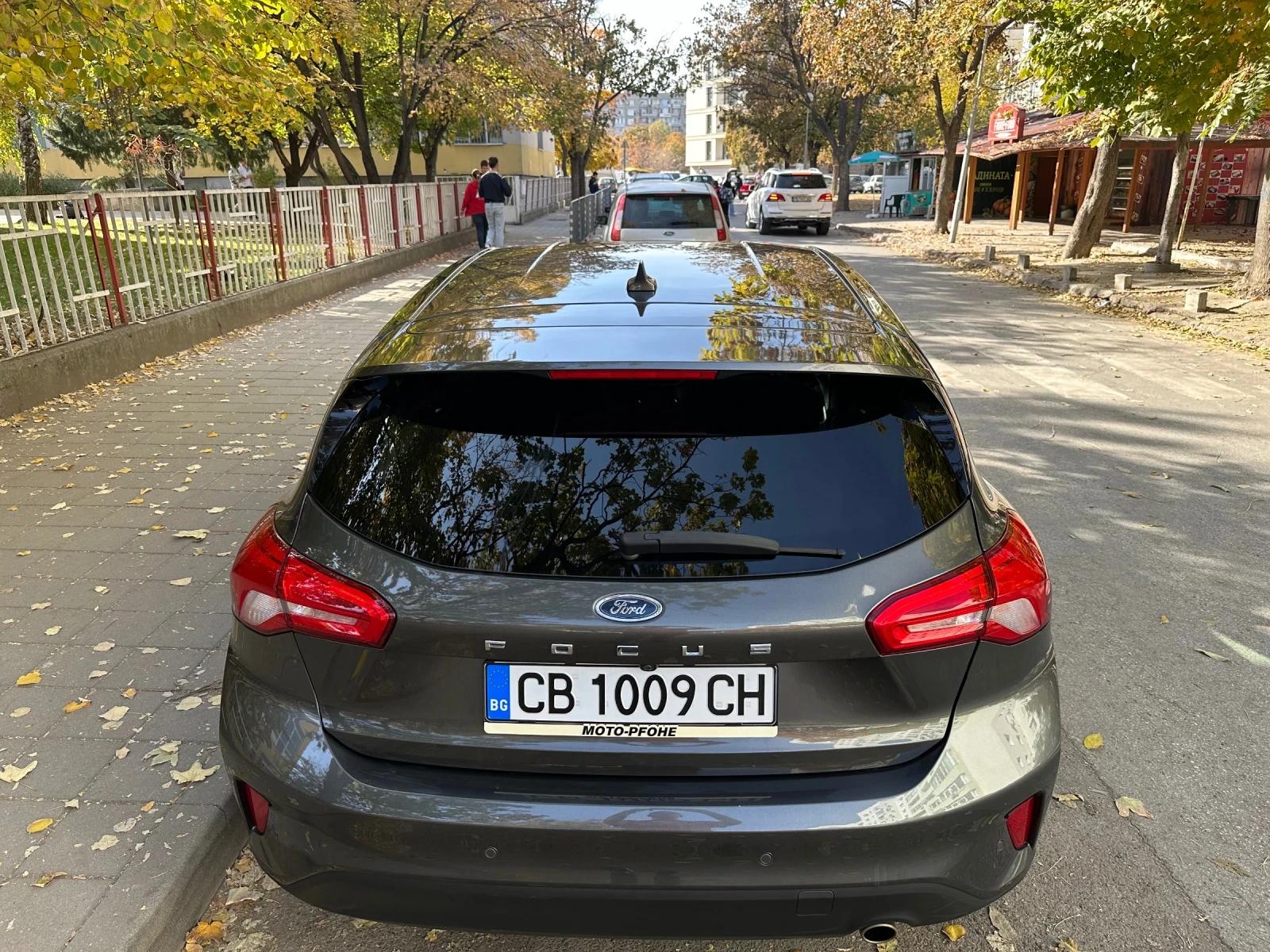 Ford Focus 1.0 125к.с лизинг мото Пфое 6500лв първа - изображение 6