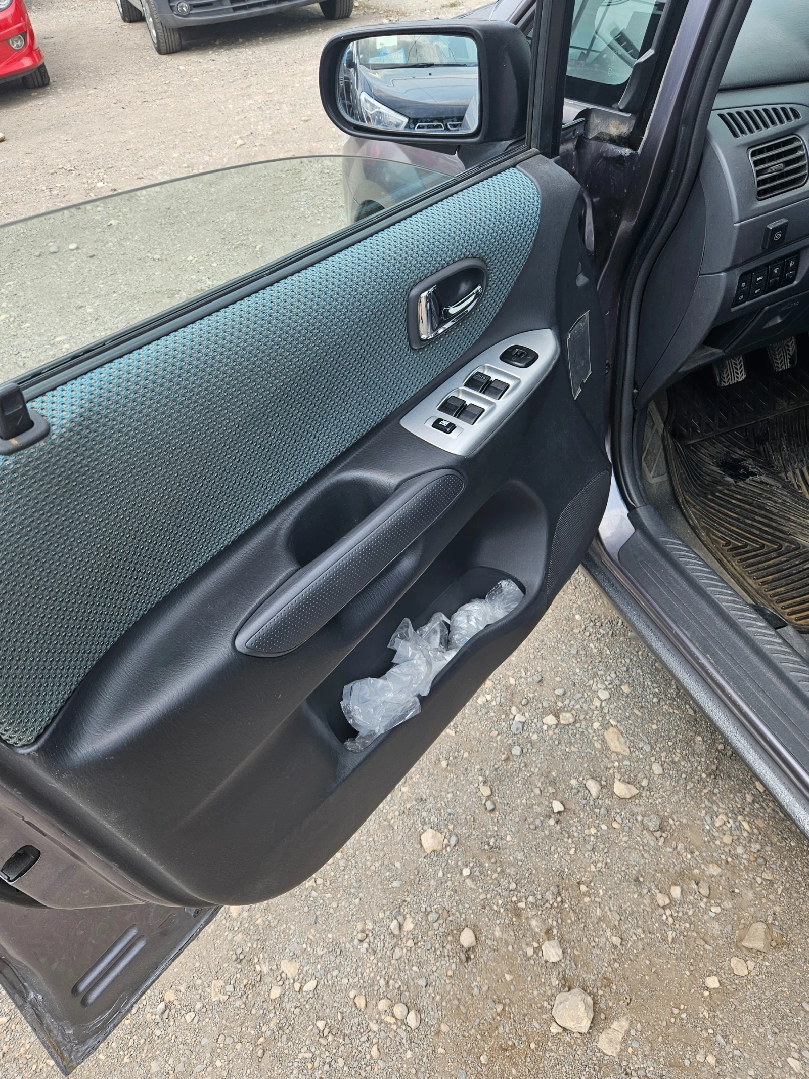 Mazda Premacy 1.8 бенз.+ газ - изображение 10