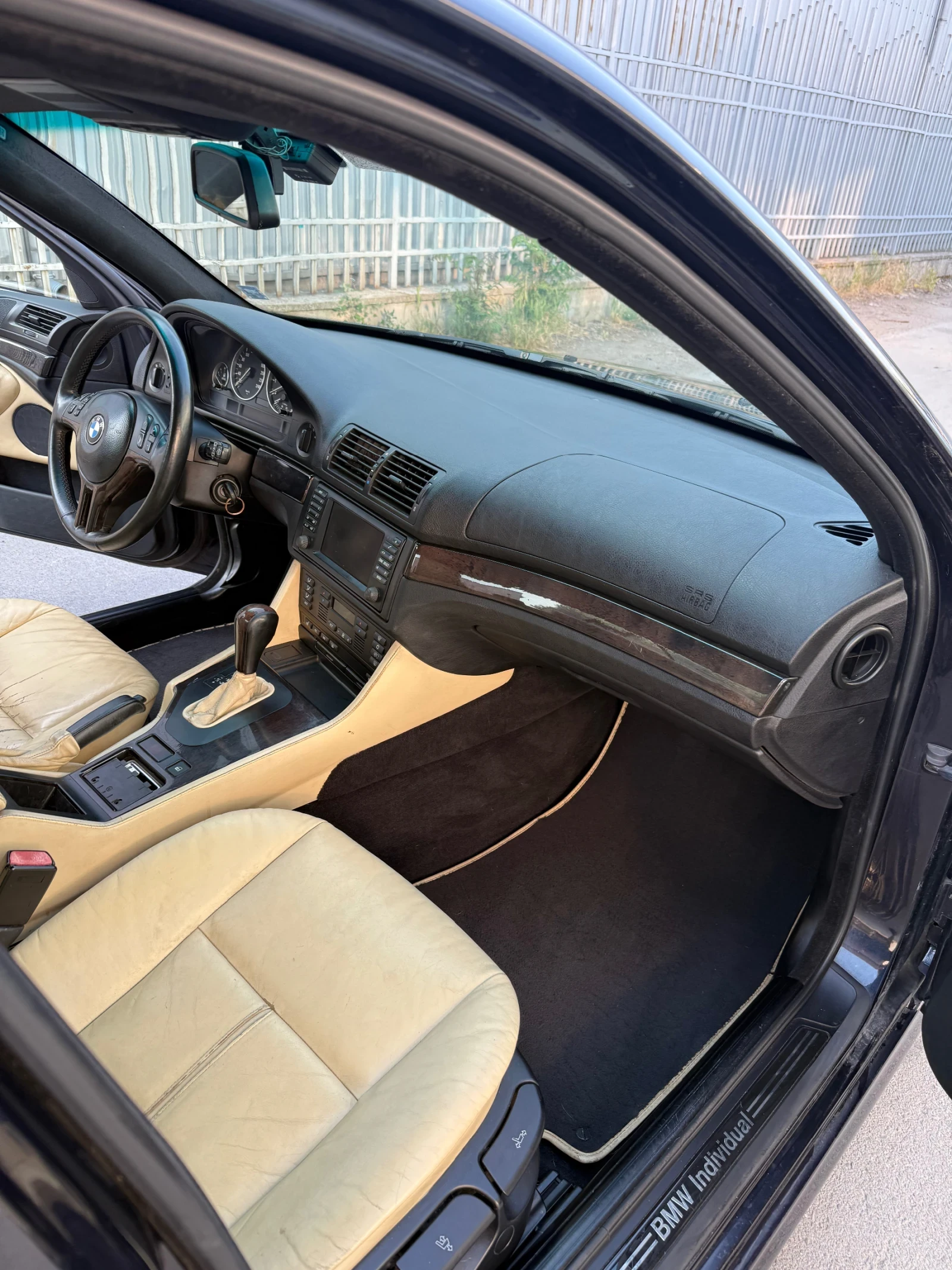 BMW 525 INDIVIDUAL - изображение 7