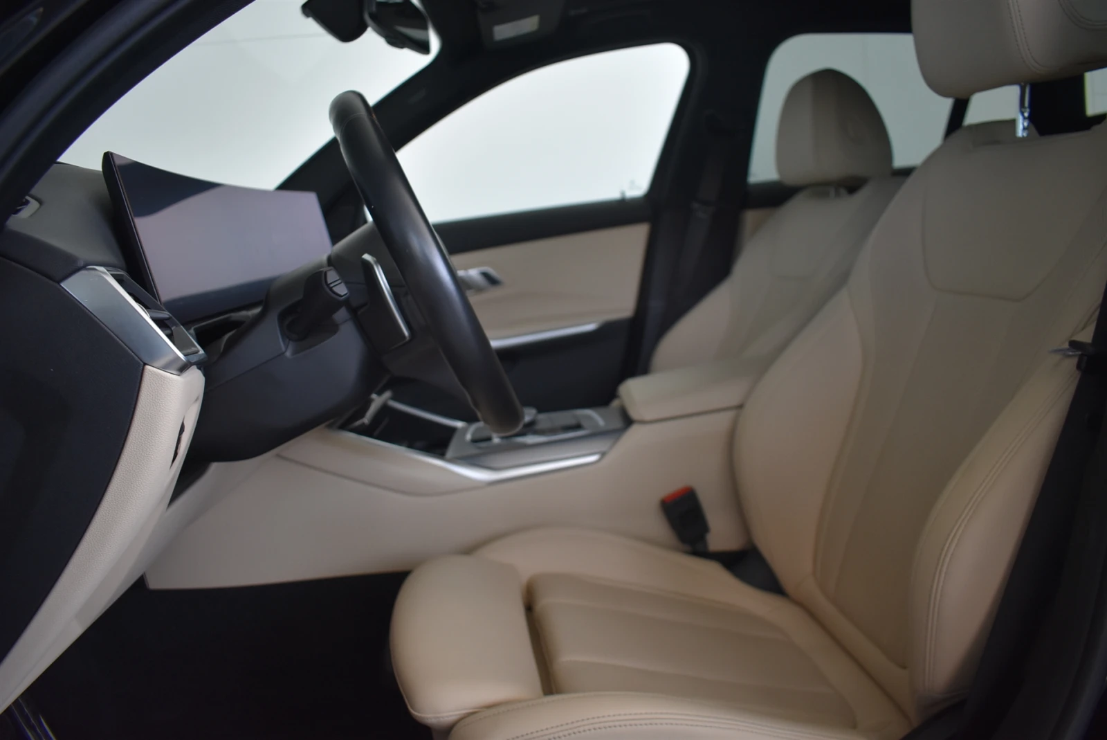 BMW 330 xDrive Туринг - изображение 6