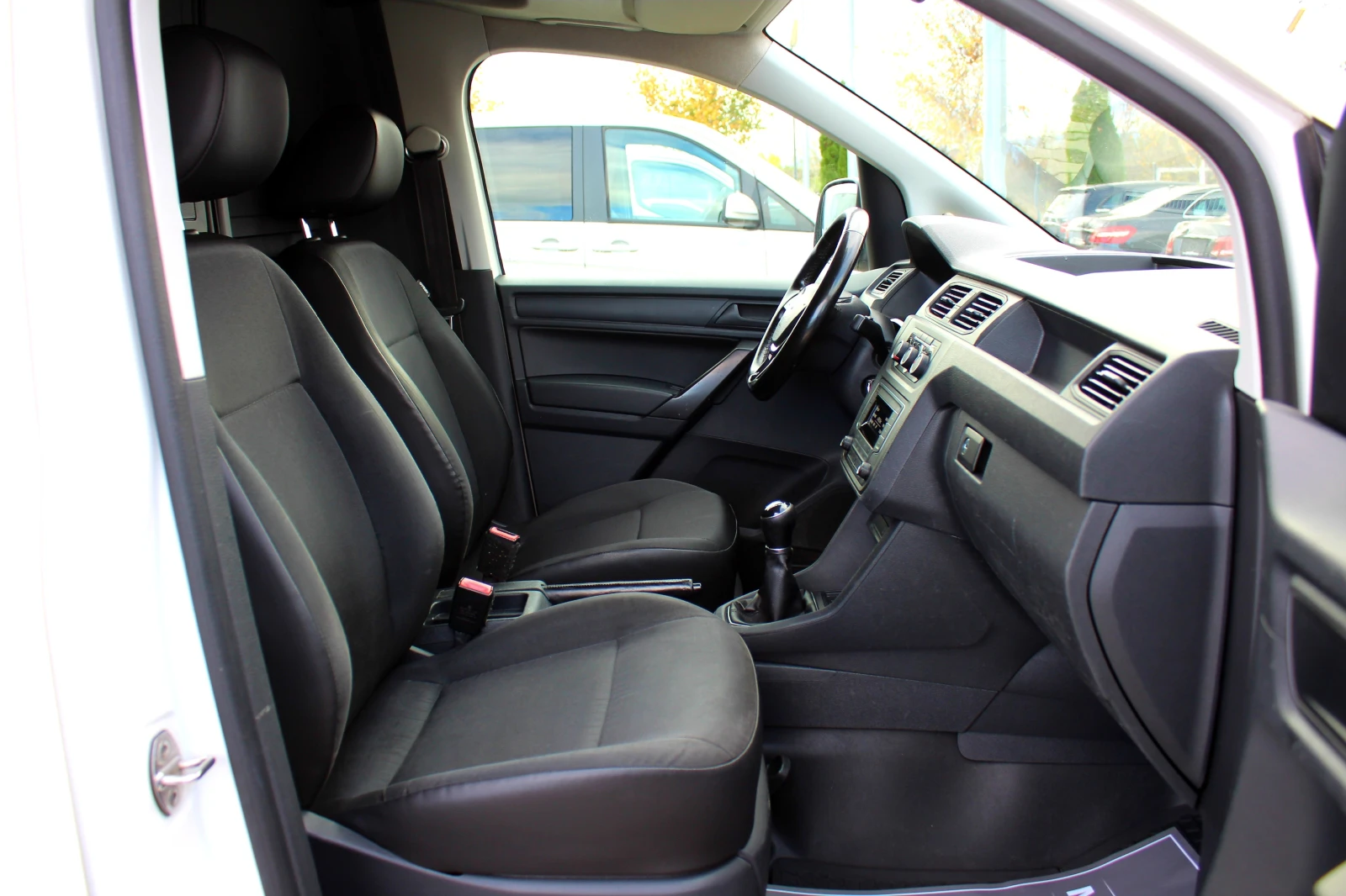 VW Caddy MAXI 1.4 CNG   | Mobile.bg   15