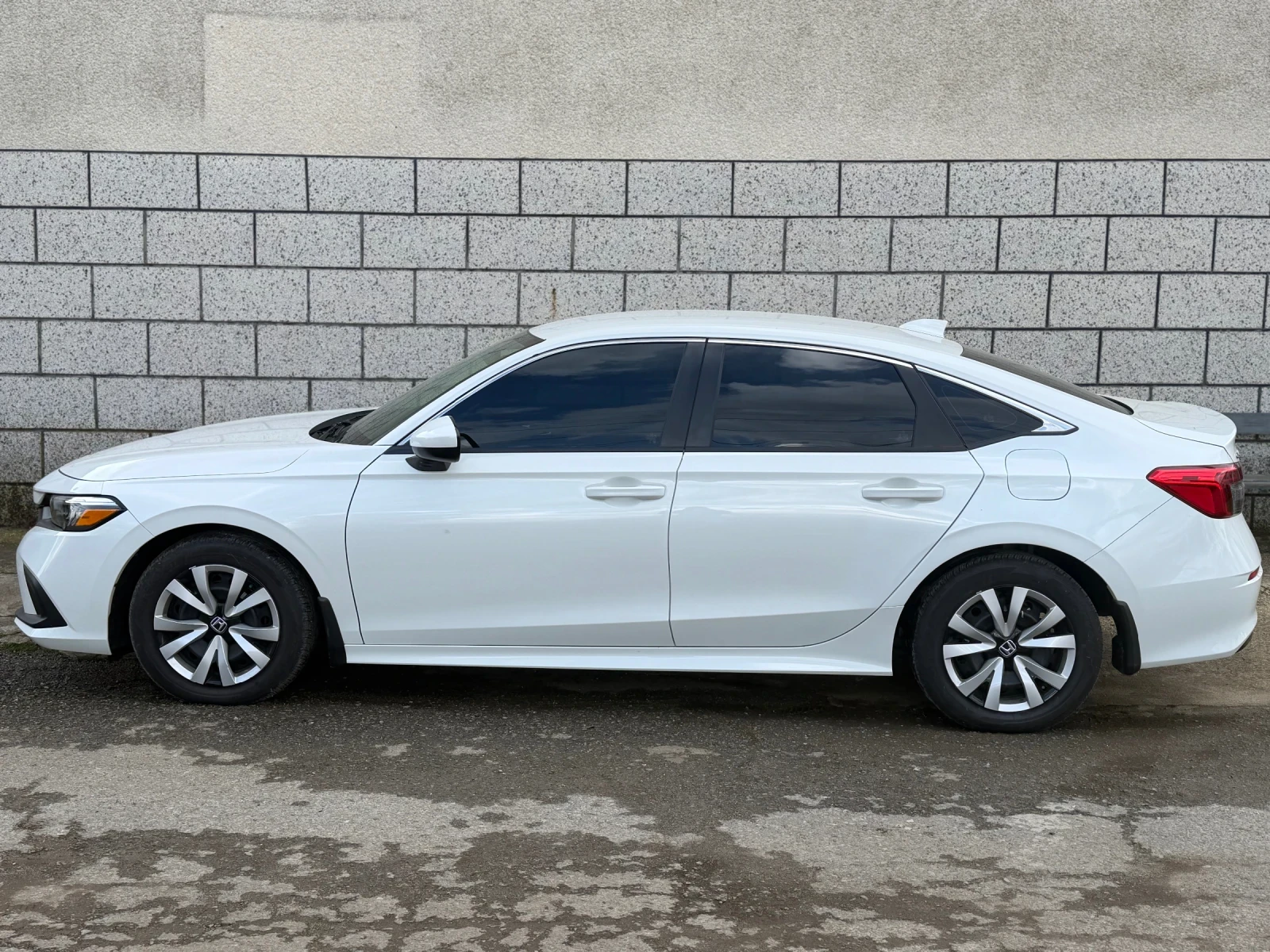 Honda Civic 2I, снимка 2 - Автомобили и джипове - 54007323