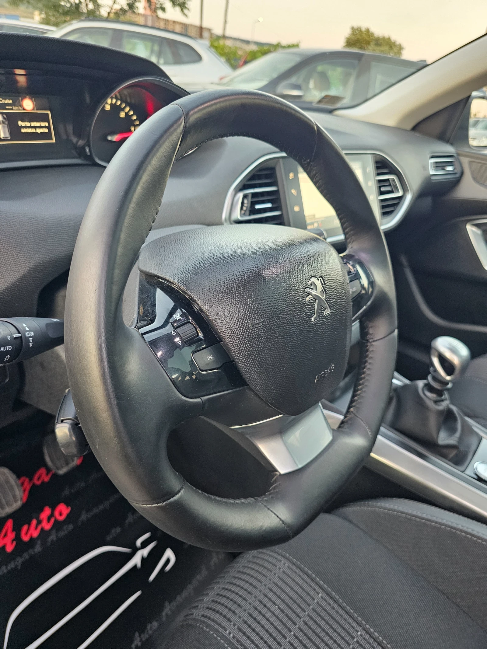 Peugeot 308 1.6HDI, 120к.с., Allure , снимка 12 - Автомобили и джипове - 55106087