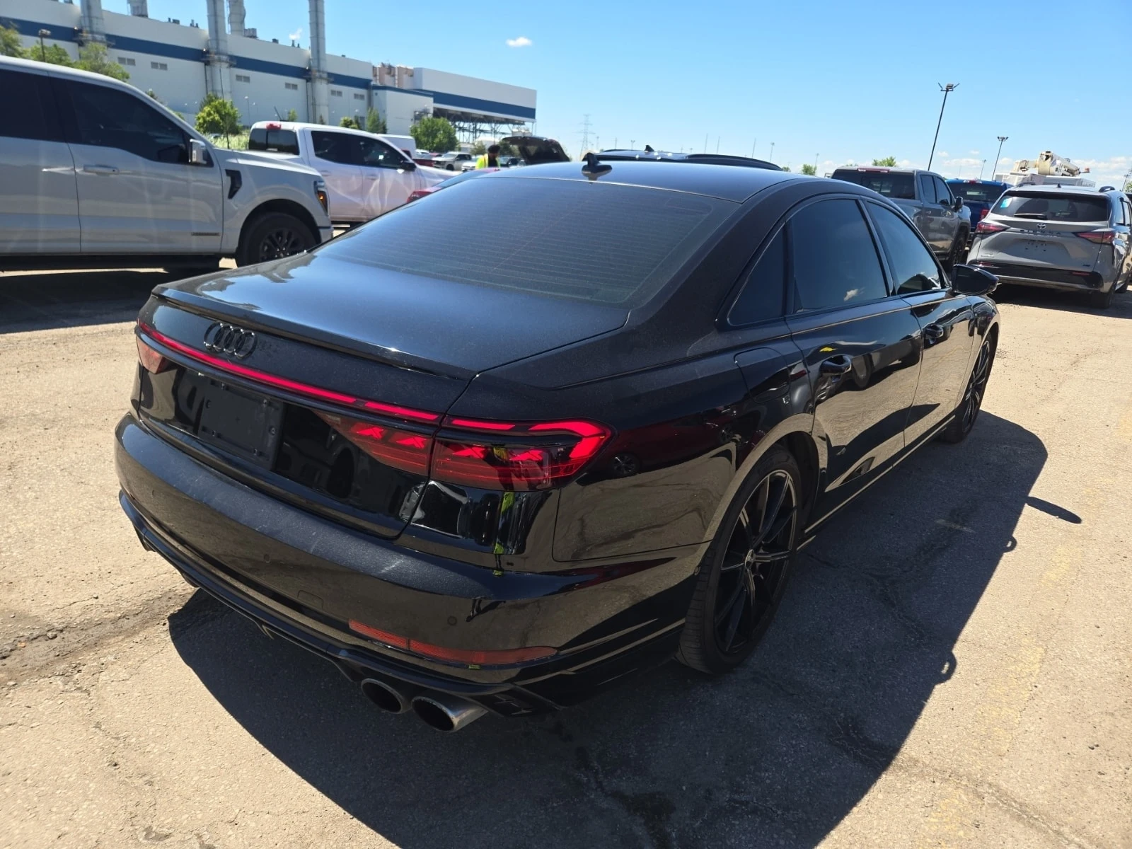 Audi S8 L /CARFAX/ДИСТРОНИК/ОБДУХ/ФИНАНСИРАНЕ, снимка 3 - Автомобили и джипове - 55827692