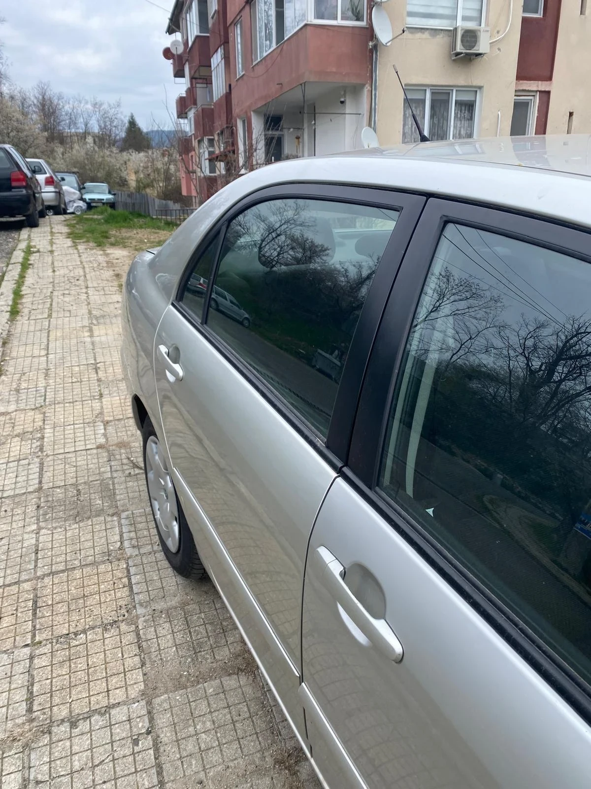 Toyota Corolla Toyota Corolla 1.4, 97 к.с., от първия собственик , снимка 3 - Автомобили и джипове - 56254354