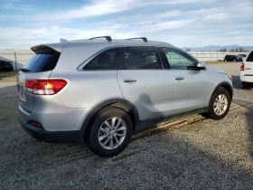 Kia Sorento LX 2.4GDI AWD, снимка 3