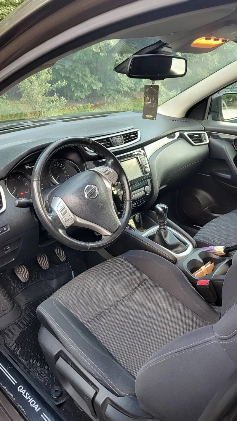 Nissan Qashqai, снимка 4 - Автомобили и джипове - 52408487
