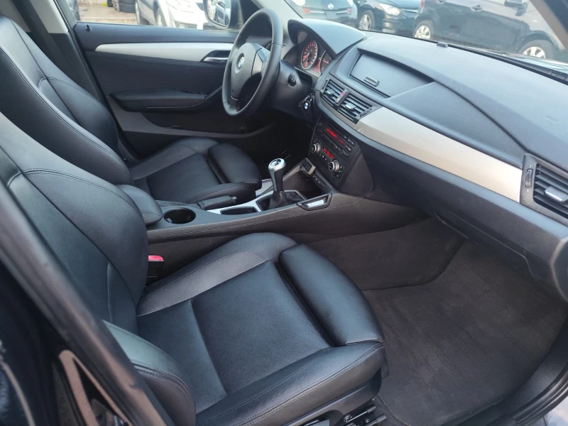BMW X1 2.0 дизел Италия, снимка 12 - Автомобили и джипове - 51615034