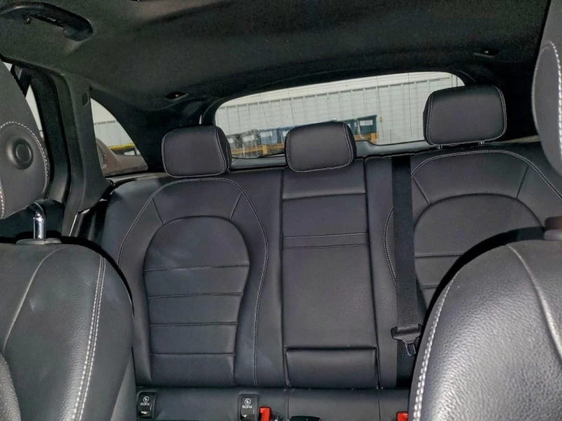 Mercedes-Benz GLC 300 4MATIC, снимка 10 - Автомобили и джипове - 53034591