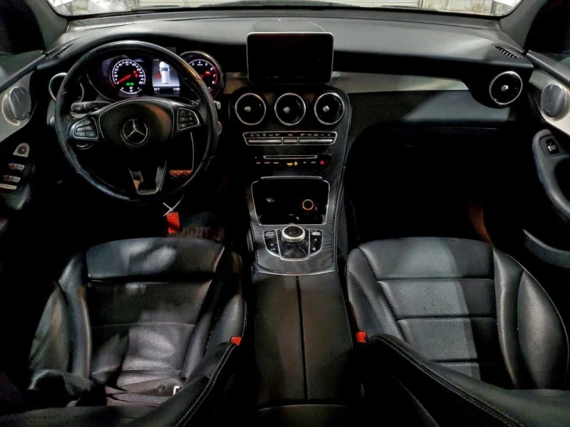 Mercedes-Benz GLC 300 4MATIC, снимка 8 - Автомобили и джипове - 53034591