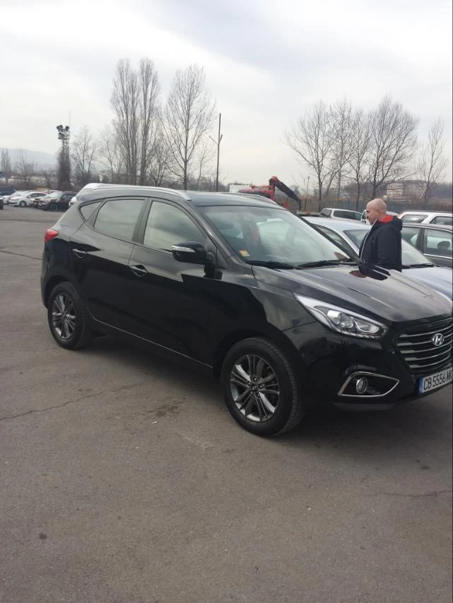 Hyundai Tucson IX35 FACE LIFT, снимка 5 - Автомобили и джипове - 52649083
