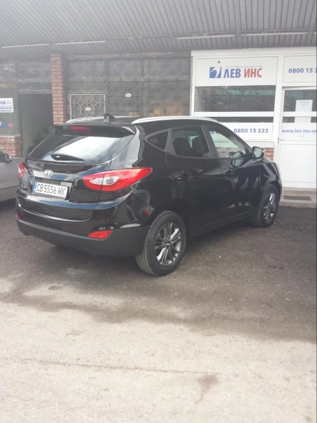 Hyundai Tucson IX35 FACE LIFT, снимка 4 - Автомобили и джипове - 52649083