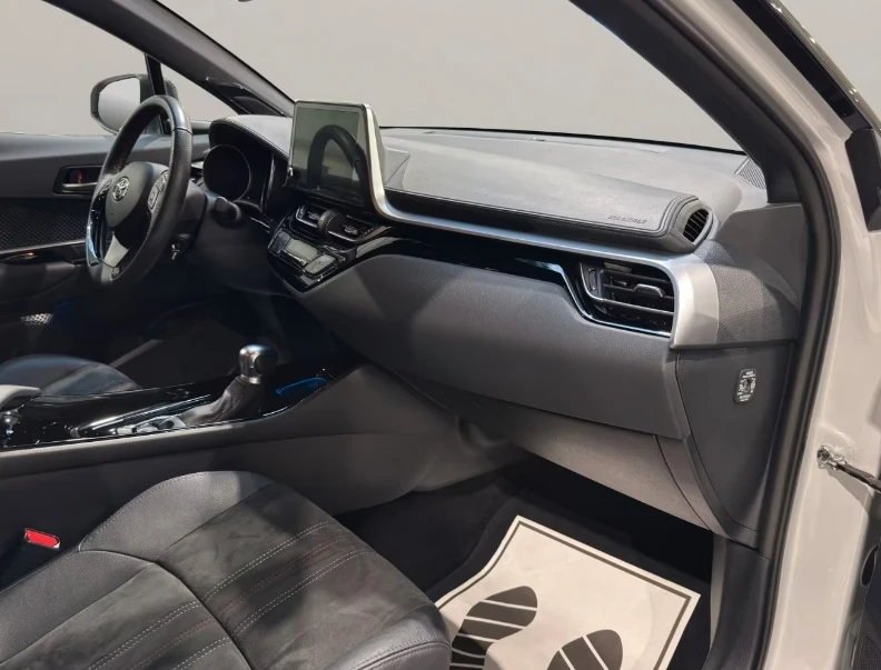 Toyota C-HR GR Sport 184 кс., снимка 5 - Автомобили и джипове - 54753250