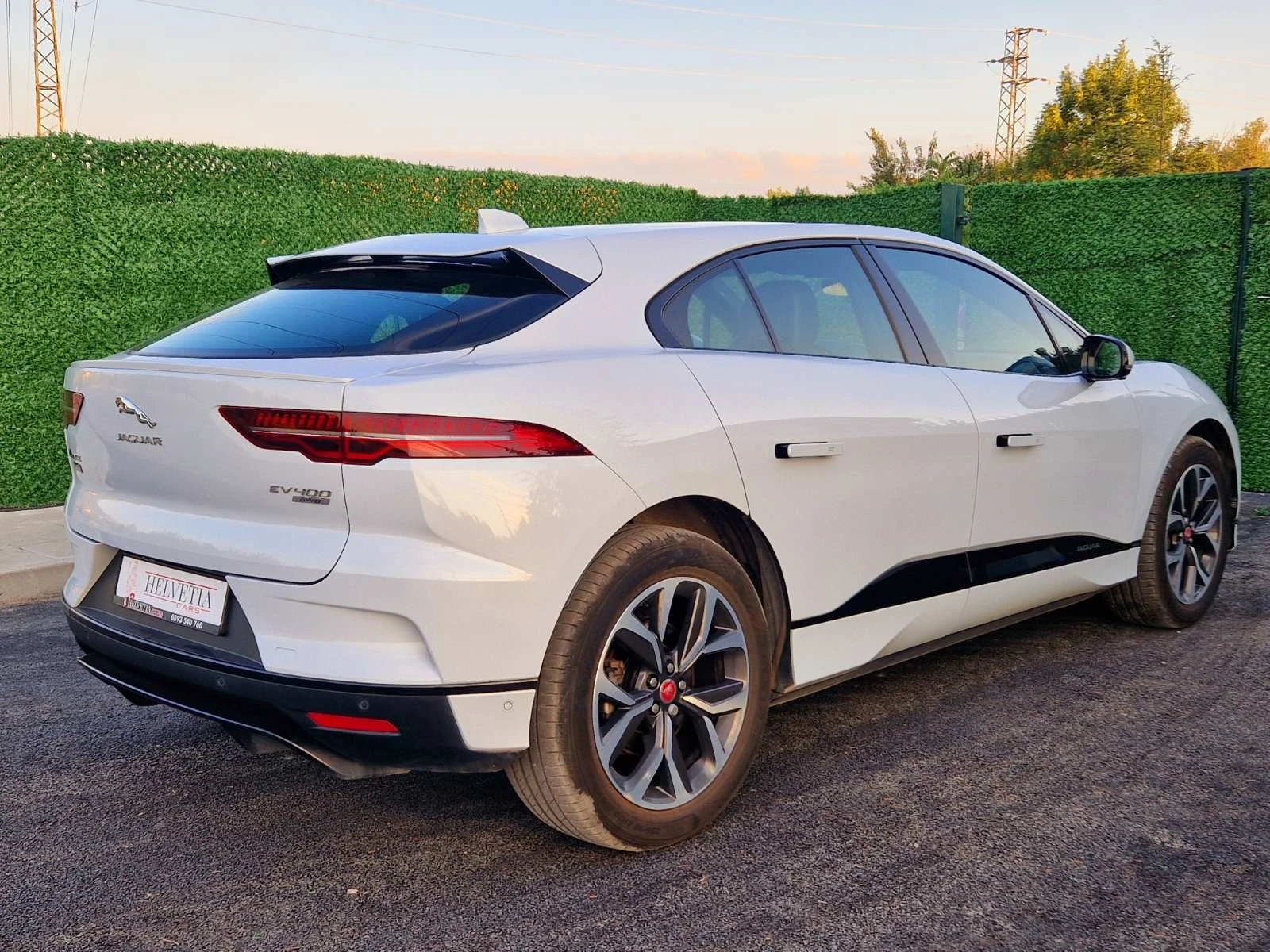 Jaguar I-Pace EV400 AWD - изображение 5