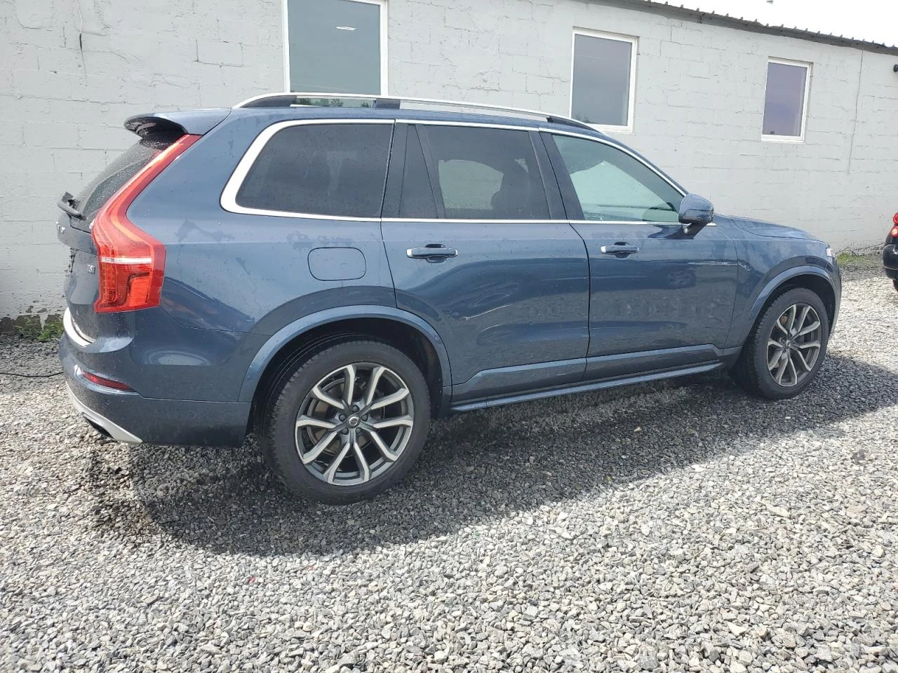 Volvo Xc90 T6 Momentum - изображение 2