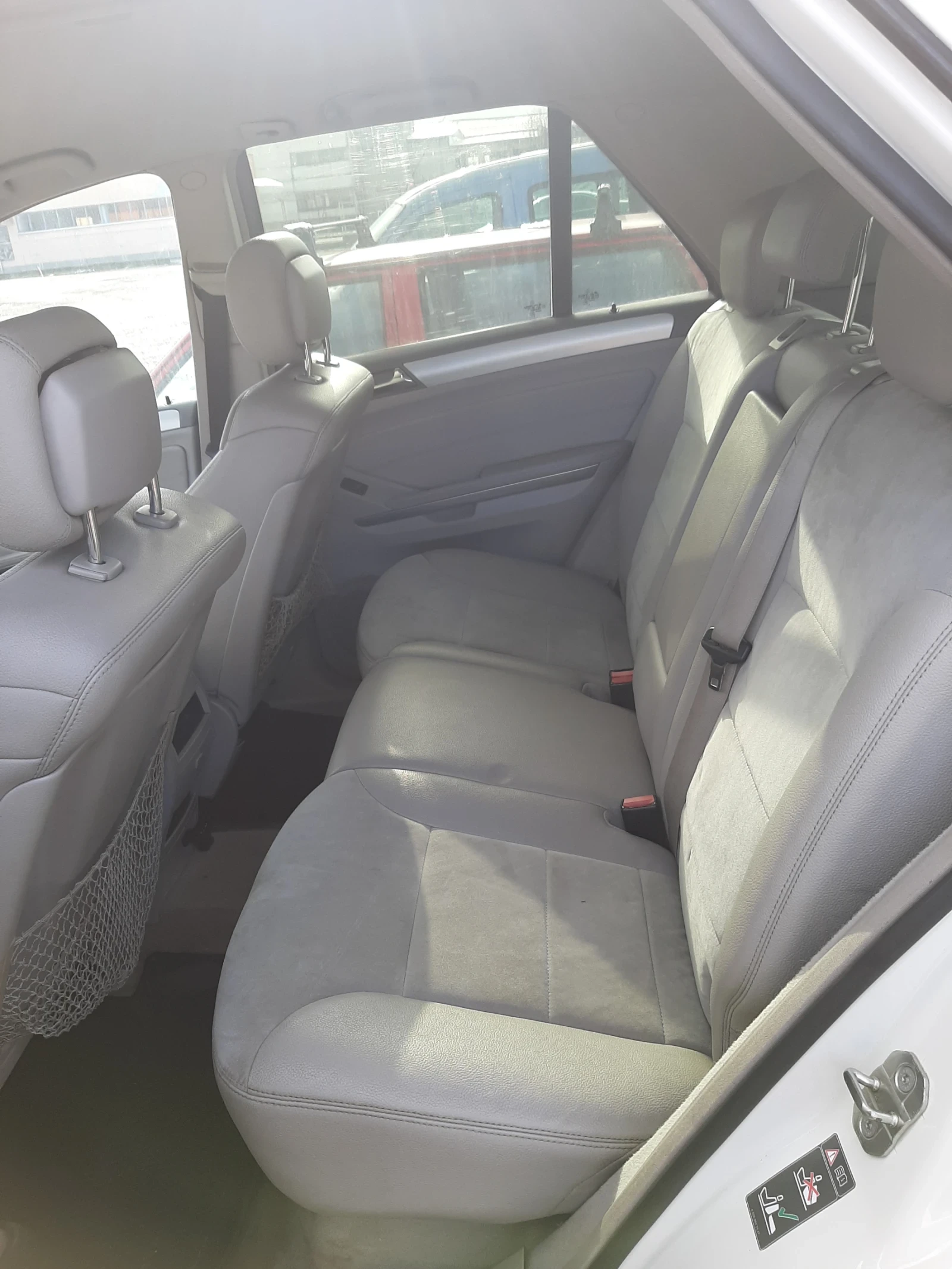 Mercedes-Benz ML 320  - изображение 5