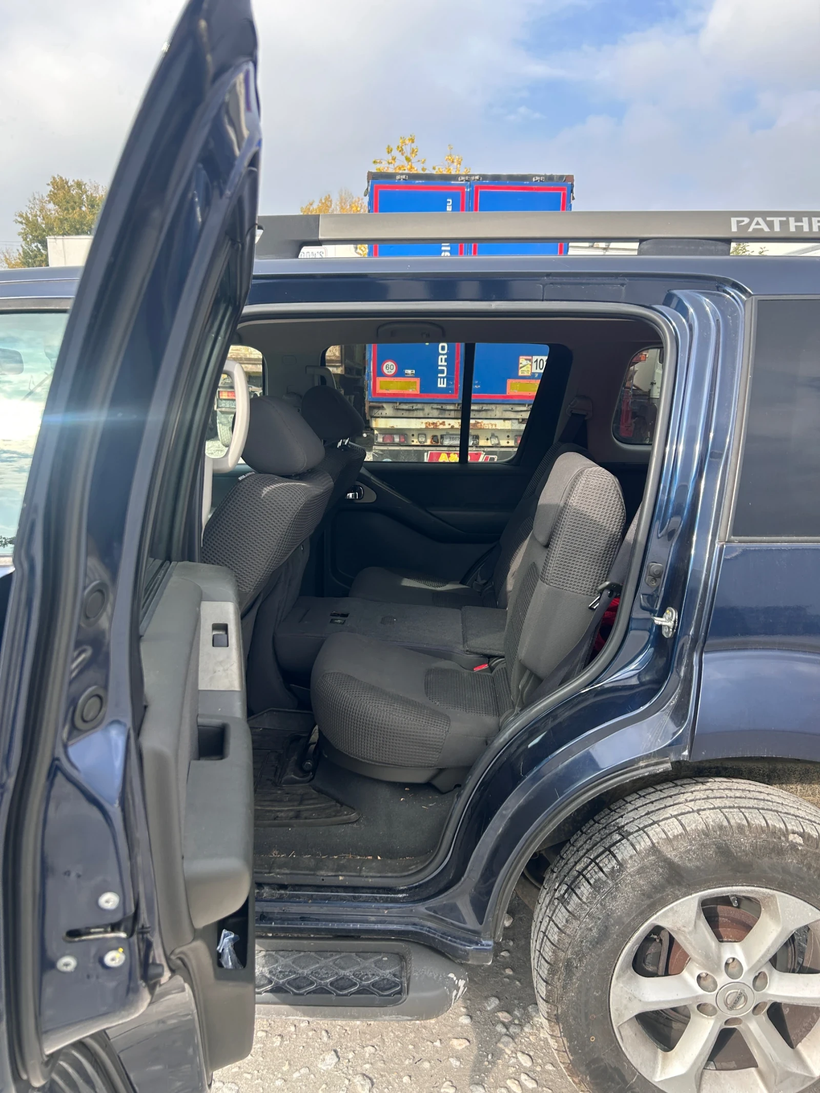 Nissan Pathfinder NISSAN PATHFINDER 2.4DCI ВКАРАНА ОТ ХОЛАНДИЯ, снимка 6 - Автомобили и джипове - 54038226