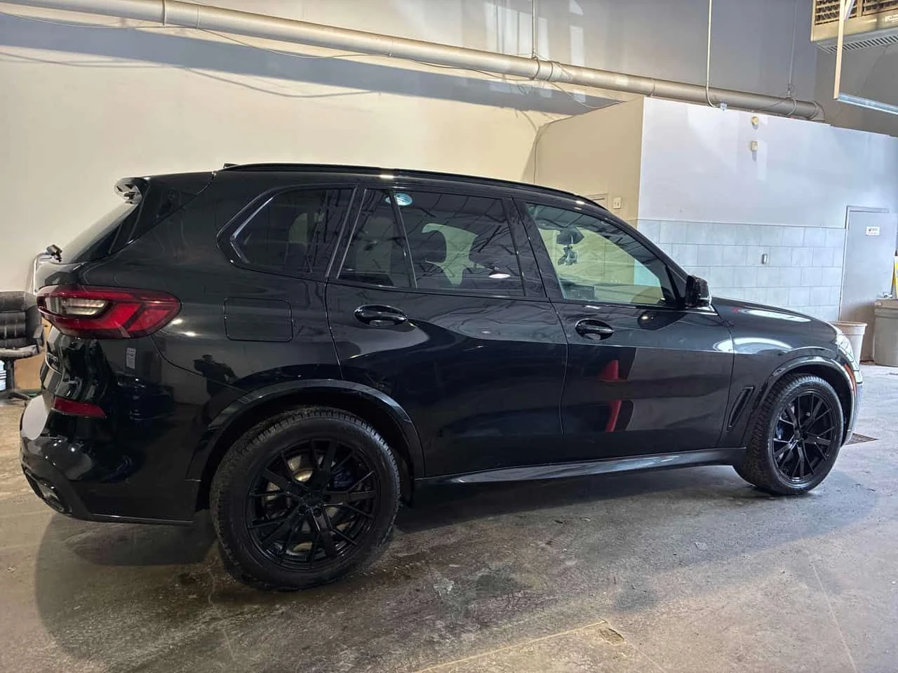 BMW X5 xDrive40i M SPORT/CARFAX/360/ОБДУХВАНЕ/ПАНОРАМА, снимка 5 - Автомобили и джипове - 53979470