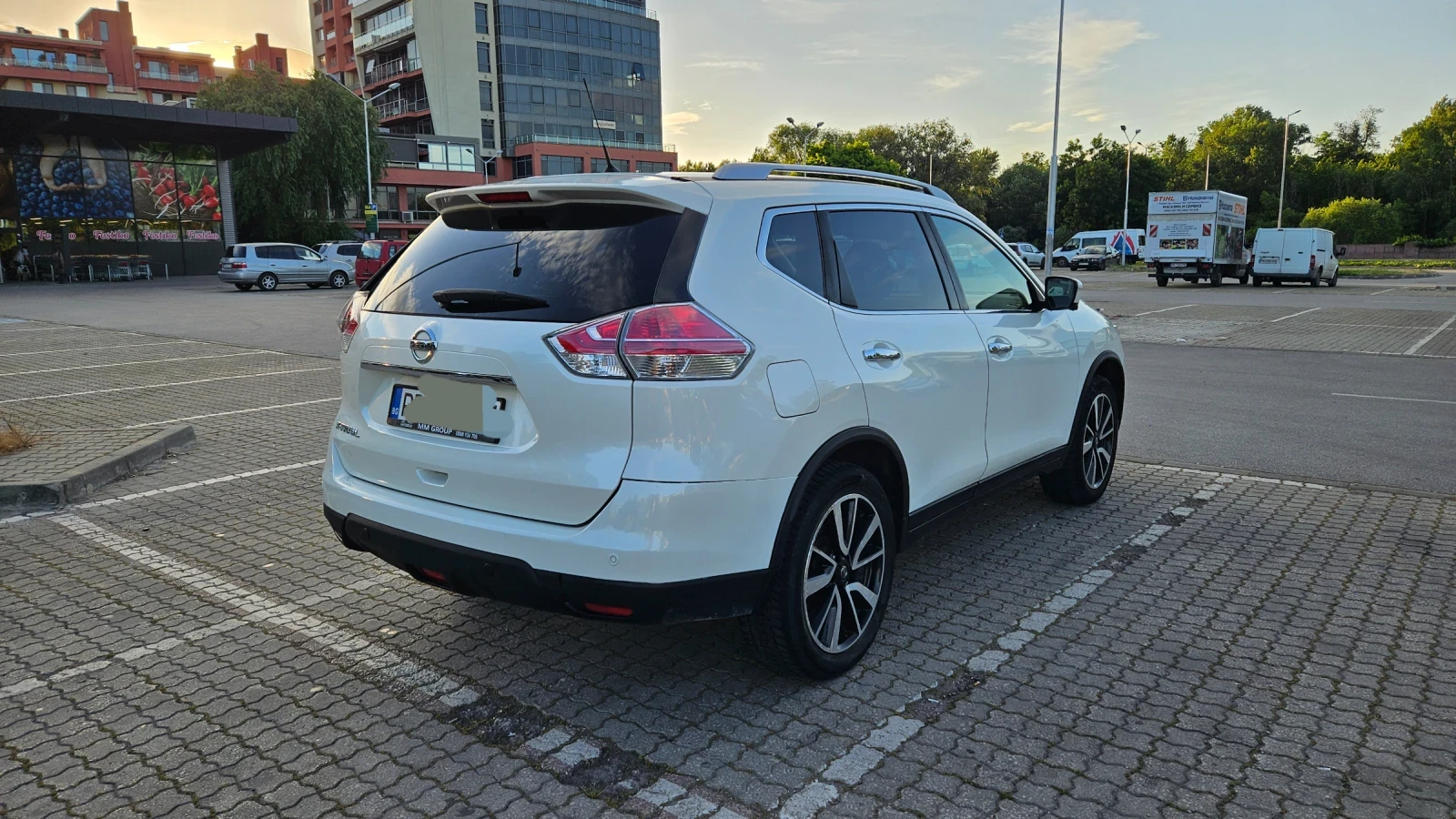 Nissan X-trail Nissan X-Trail 1.6 dCi 4WD Tekna full (2016), 130 , снимка 4 - Автомобили и джипове - 54726268