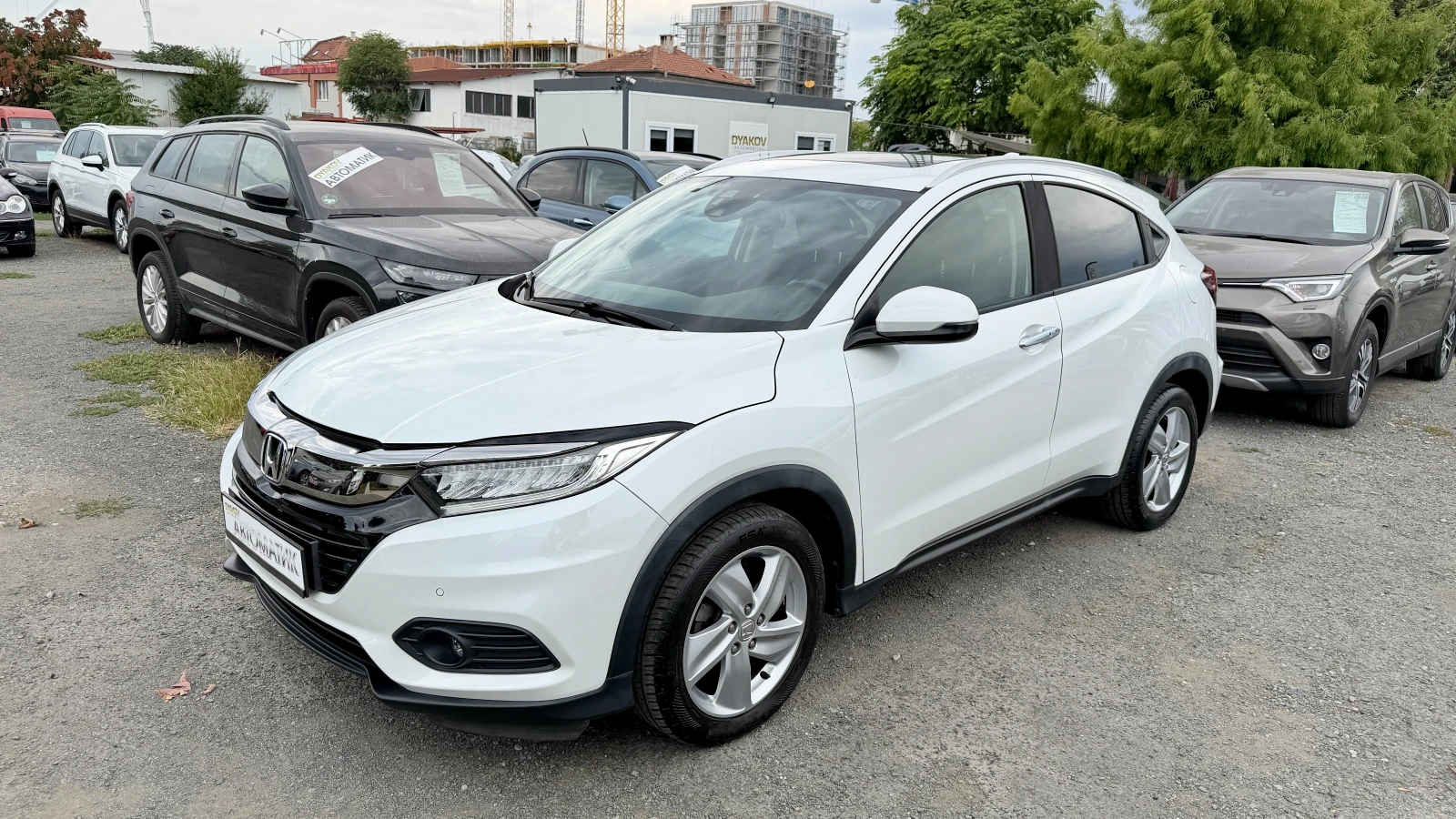 Honda Hr-v 1.5i 70хил.км. Автоматик Внос Швейцария!LED, Navi 