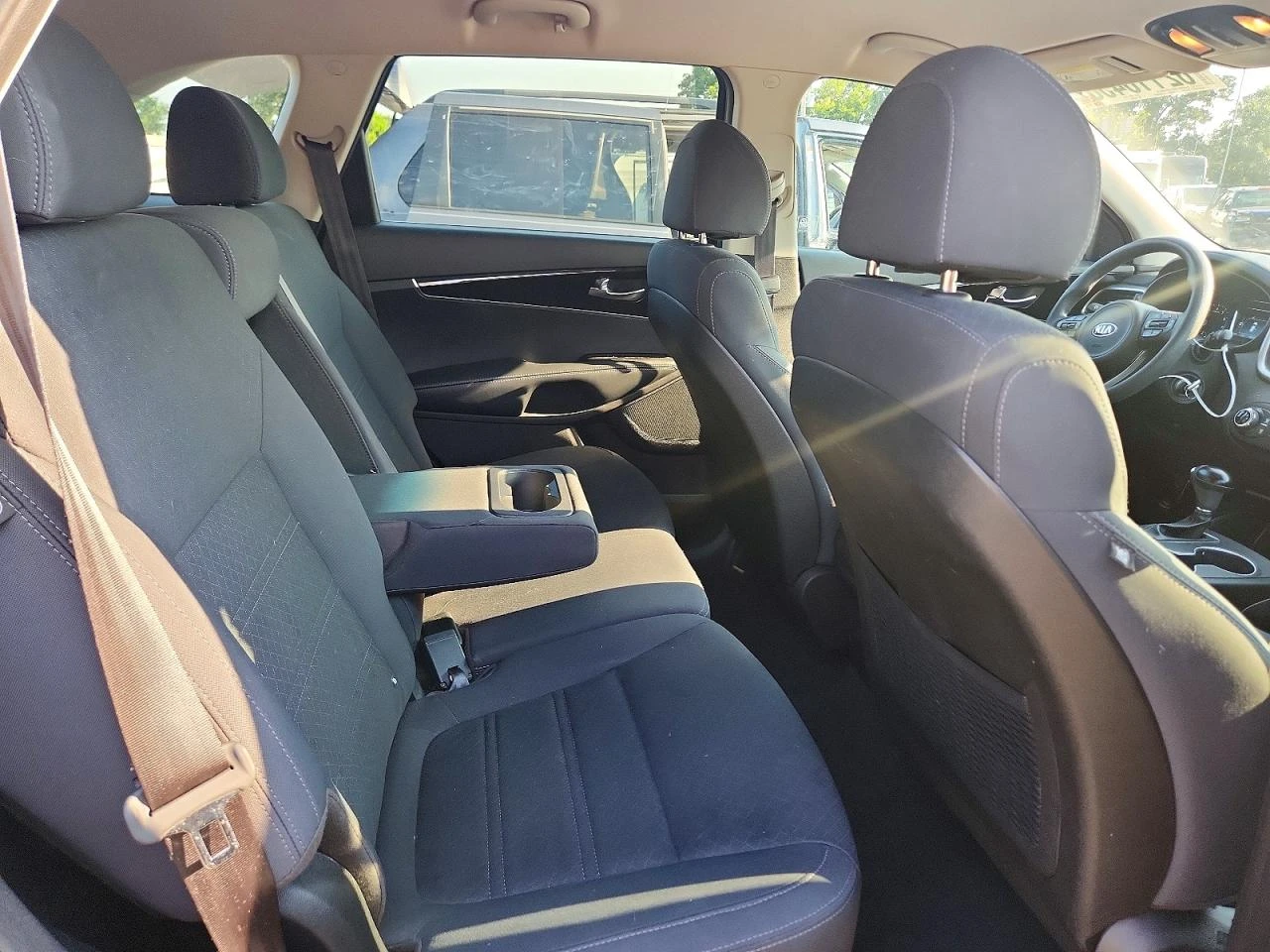 Kia Sorento 2.4l L, снимка 11 - Автомобили и джипове - 56151263