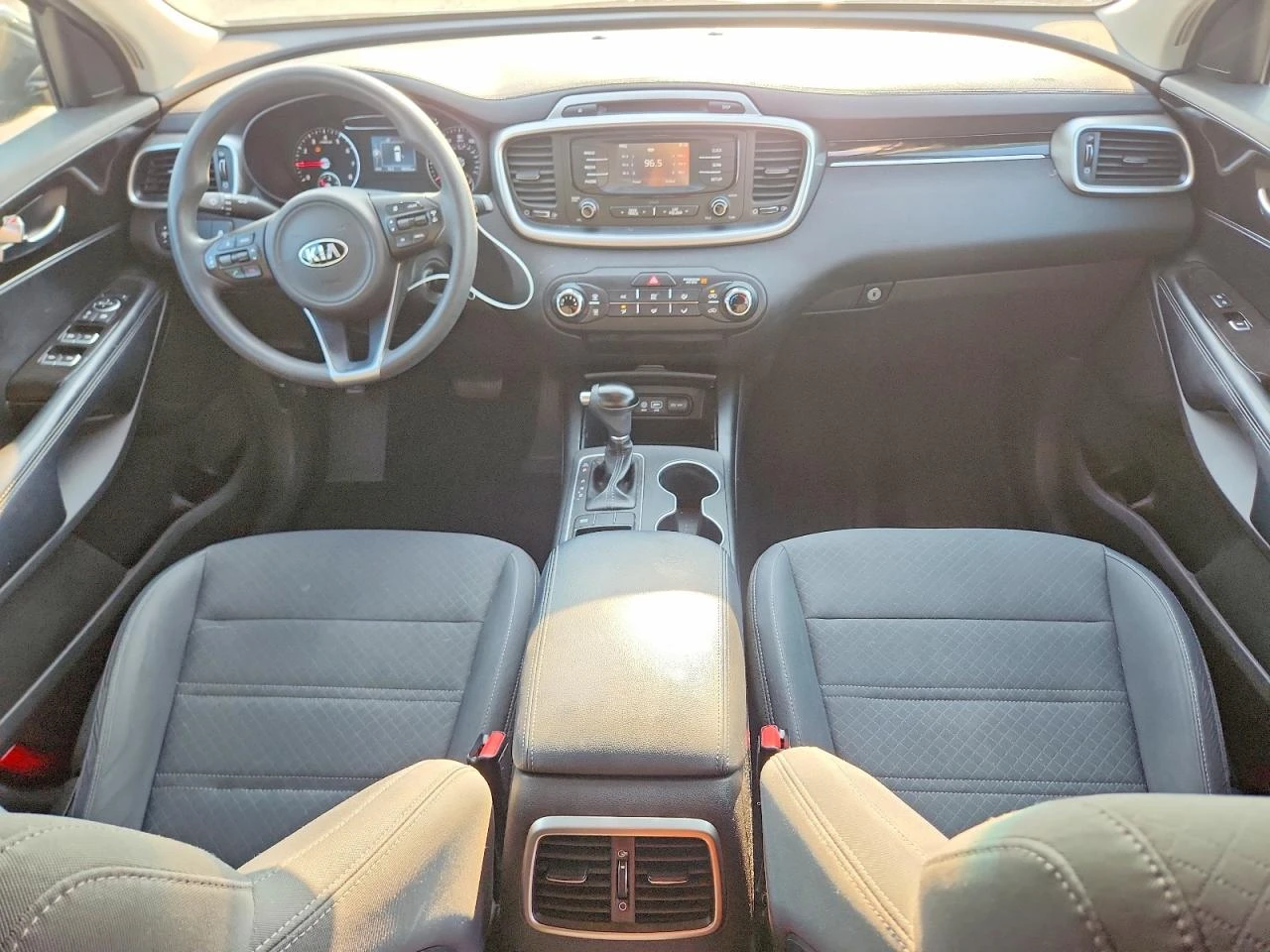 Kia Sorento 2.4l L, снимка 8 - Автомобили и джипове - 56151263