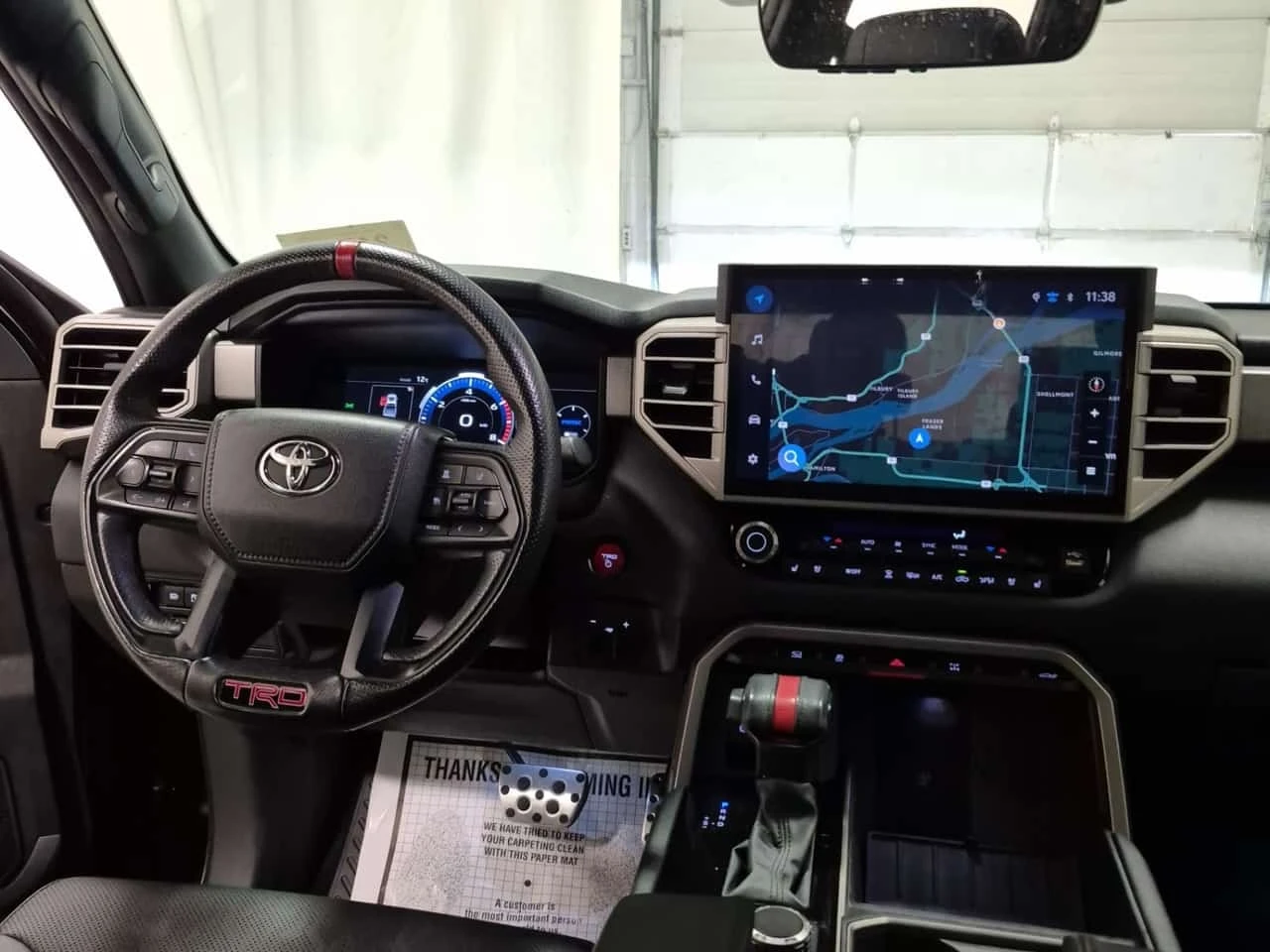 Toyota Tundra * LIMITED HYBRID CREW CAB SHORT BED * CARFAX *  | Mobile.bg � ����������� 10