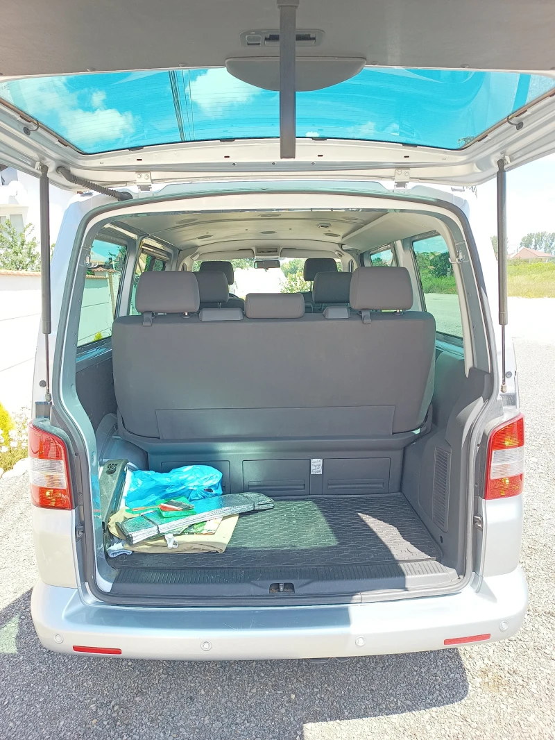VW Multivan T5 2.5 TDI Startline, снимка 7 - Бусове и автобуси - 49979324